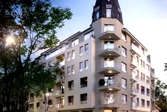 Тристаен апартамент в София, Център