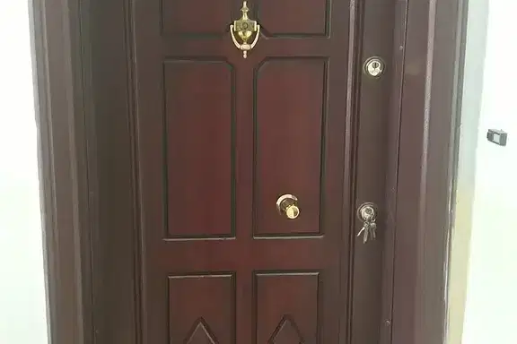 3-bedroom apartment in Veliko Tyrnovo, Centyr