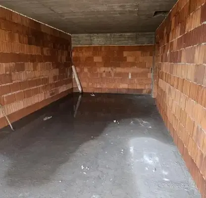 Photo 2 — 3-bedroom apartment in Kyrdjali, Centyr