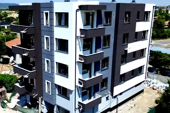 Тристаен апартамент в Търговище, Център