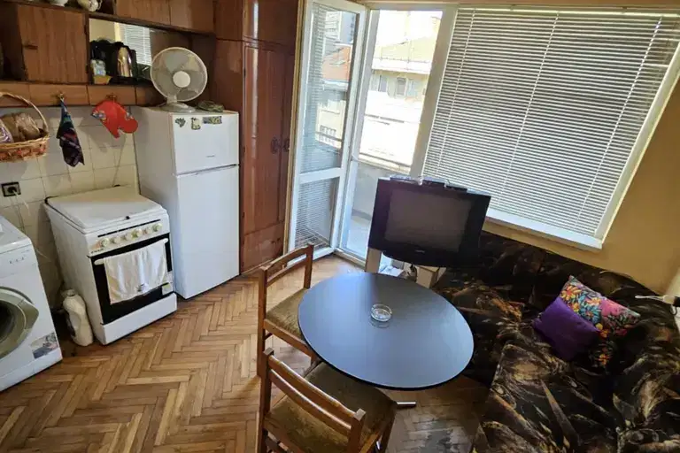 3-bedroom apartment in Ruse, Centyr
