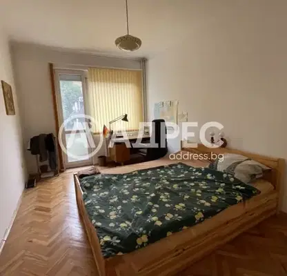 Снимка 4 — Тристаен апартамент 110 кв.м в Център, София с два балкона