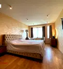 Тристаен апартамент в София, Център