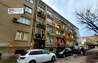 Тристаен апартамент във Велико Търново, Център