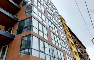 Тристаен апартамент в София, Център