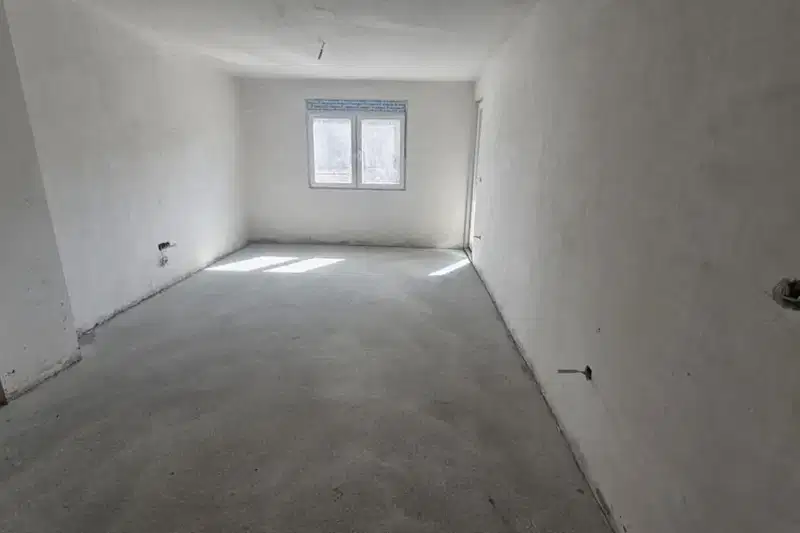 3-bedroom apartment in Kyrdjali, Centyr