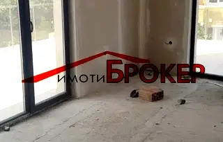 Тристаен апартамент в Сливен, Център