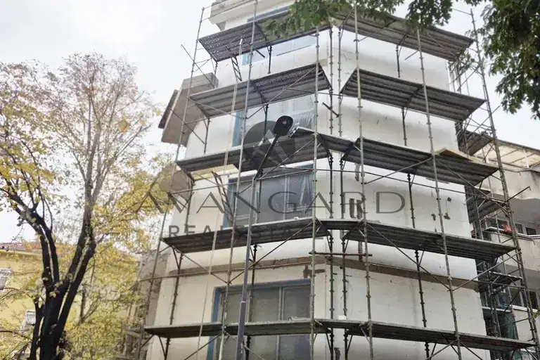 3-bedroom apartment in Plovdiv, Centyr