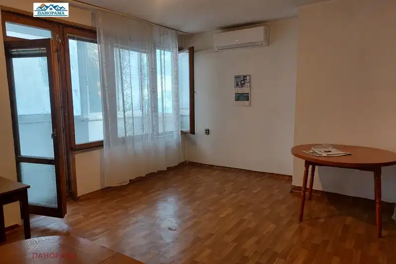 3-bedroom apartment in Plovdiv, Centyr