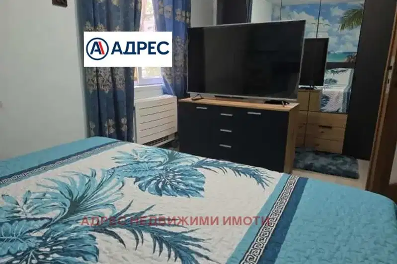 Тристаен апартамент в Стара Загора, Център