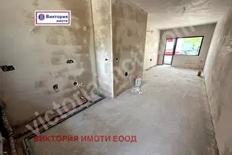 Тристаен апартамент във Велико Търново, Център
