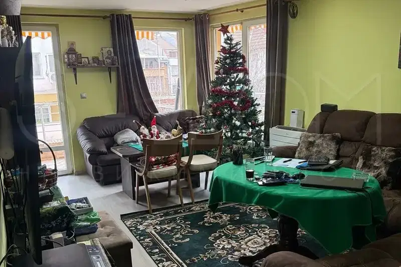 3-bedroom apartment in Stara Zagora, Centyr