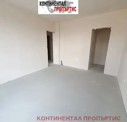 Снимка 3 — Тристаен апартамент в София, Център