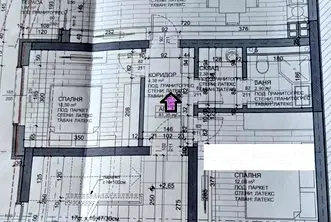 Тристаен апартамент с две тераси в Центъра на Пловдив