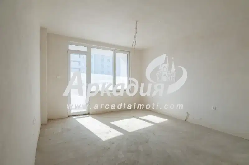 3-bedroom apartment in Plovdiv, Centyr