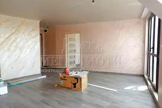 Тристаен апартамент в Сливен, Център