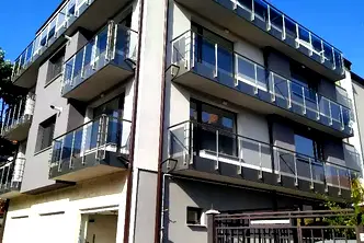 Тристаен апартамент във Враца, Център