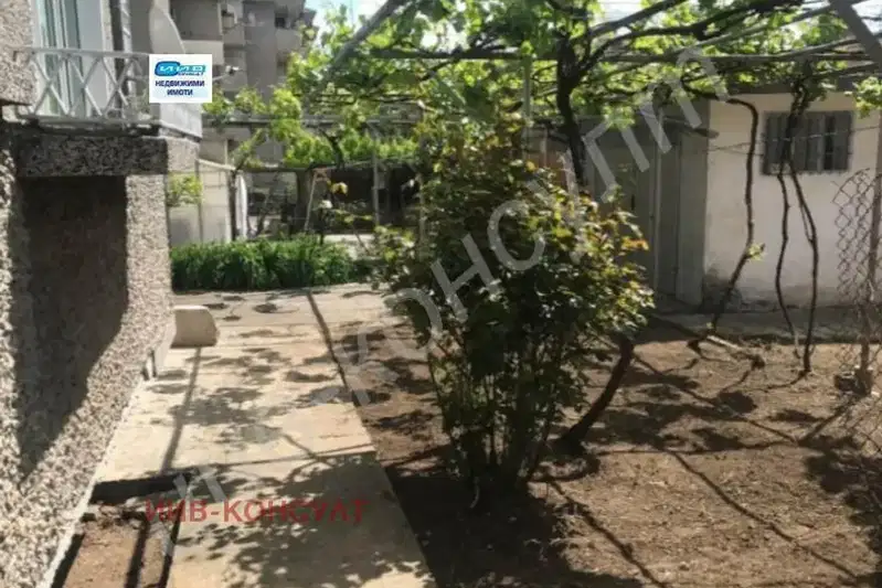 3-bedroom apartment in Veliko Tyrnovo, Centyr