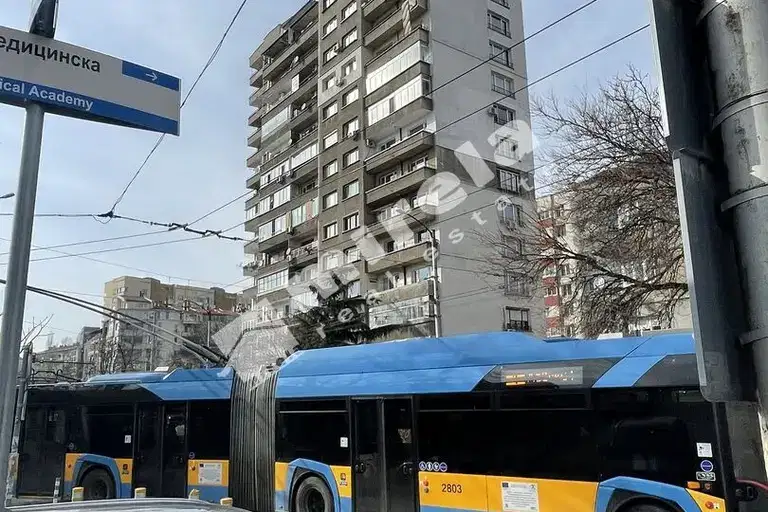 3-bedroom apartment in Sofiya, Centyr