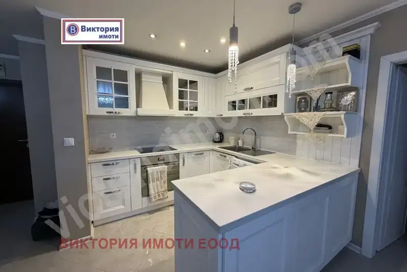 3-bedroom apartment in Veliko Tyrnovo, Centyr