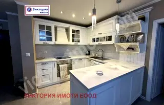 Тристаен апартамент във Велико Търново, Център