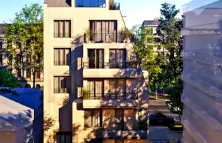 Тристаен апартамент във Варна, Център