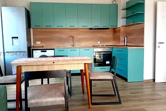 Тристаен апартамент в Кърджали, Център
