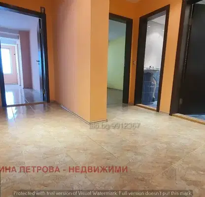 Снимка 5 — Тристаен апартамент в Русе, Център