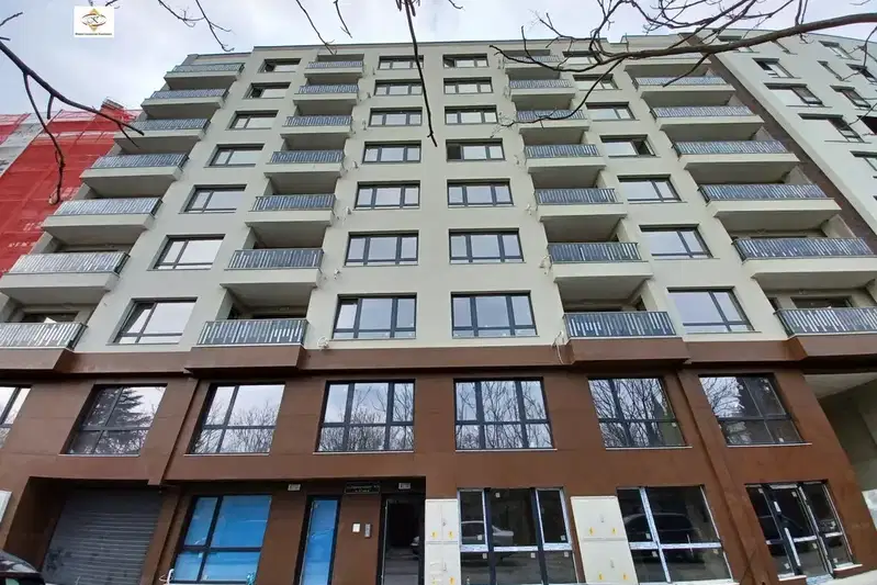 3-bedroom apartment in Varna, Centyr
