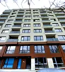Двустаен апартамент с мазе в затворен комплекс в Център, Варна