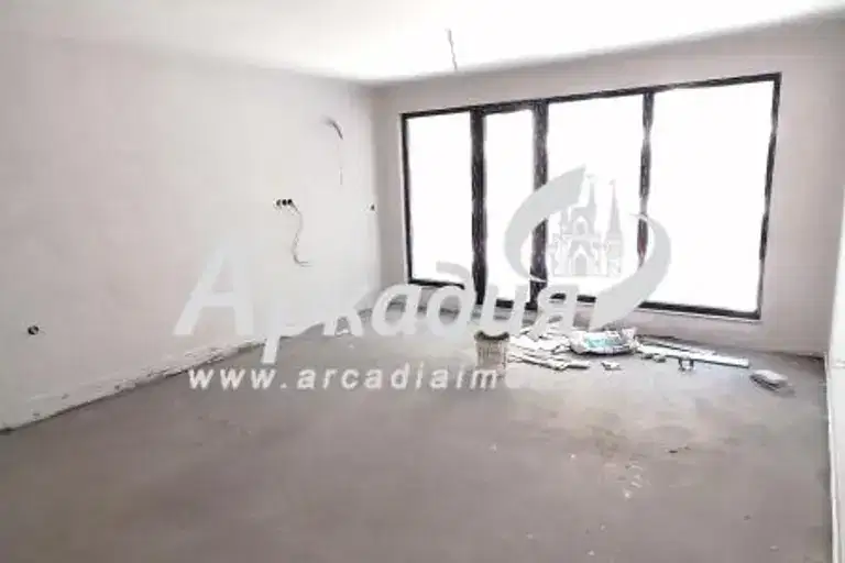 3-bedroom apartment in Plovdiv, Centyr