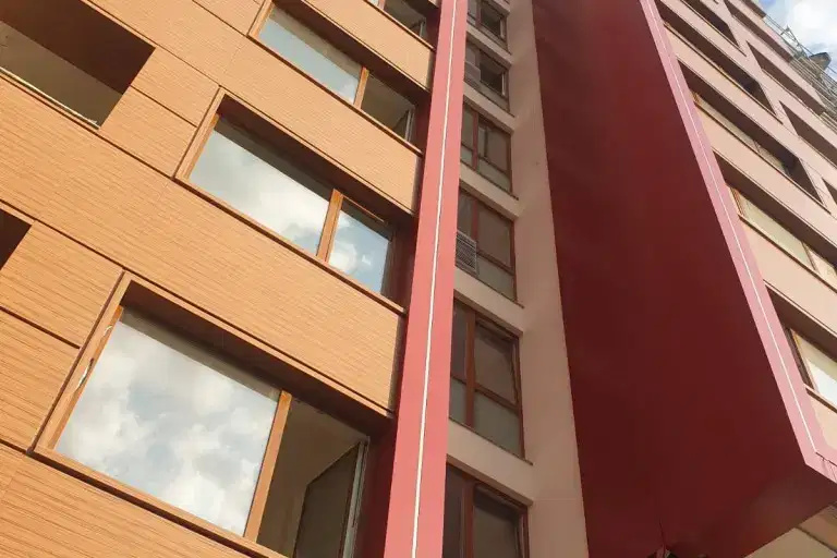 Тристаен апартамент в София, Център