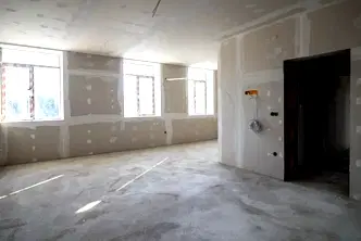 Тристаен апартамент в Сливен, Център