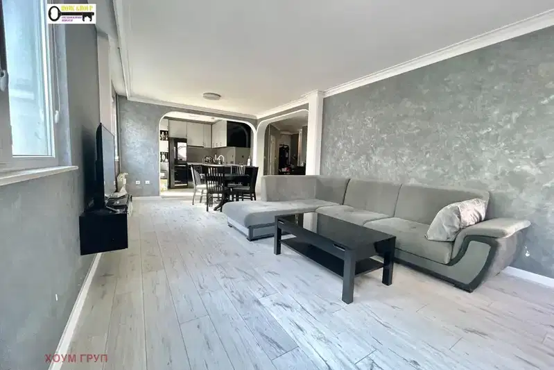 3-bedroom apartment in Sofiya, Centyr