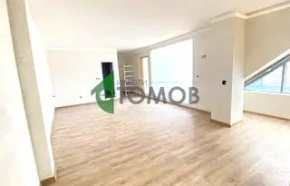 Тристаен апартамент в Шумен, Център