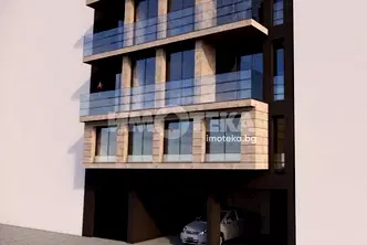 Тристаен апартамент в София, Център