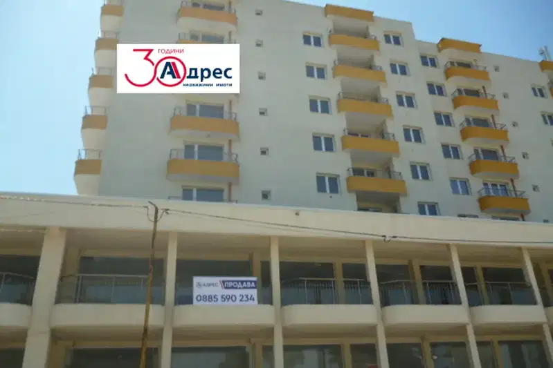 3-bedroom apartment in Dobrich, Centyr