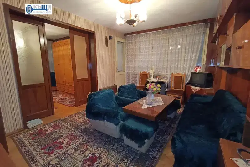 3-bedroom apartment in Veliko Tyrnovo, Centyr