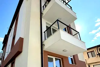 Тристаен апартамент във Враца, Център