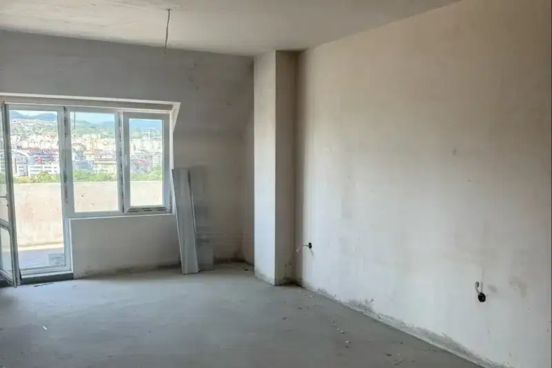 3-bedroom apartment in Kyrdjali, Centyr
