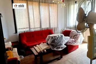 Тристаен апартамент в Пазарджик, Център
