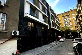 Тристаен апартамент в София, Център