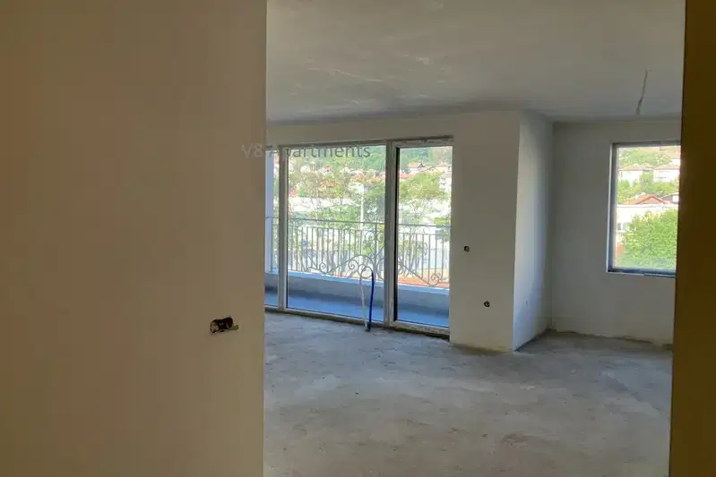 3-bedroom apartment in Pernik, Centyr