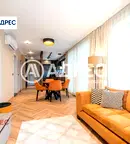Тристаен апартамент във Варна, Център