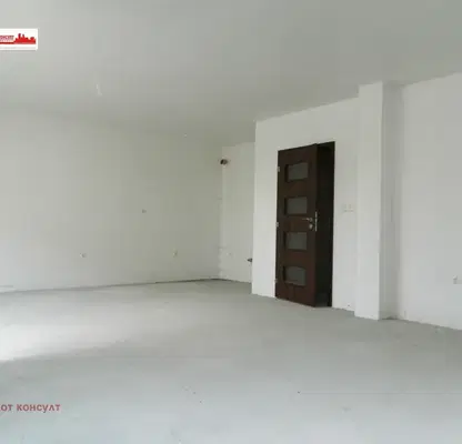 Снимка 5 — Тристаен апартамент в Пловдив, Център