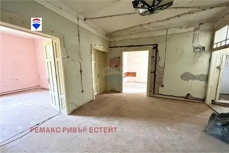 Тристаен апартамент в Русе, Център