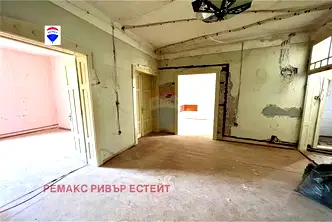 Тристаен апартамент в Русе, Център