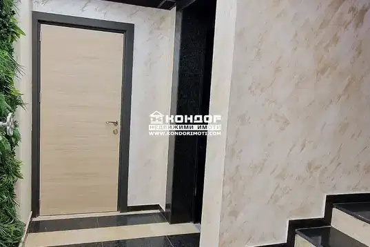 3-bedroom apartment in Plovdiv, Centyr