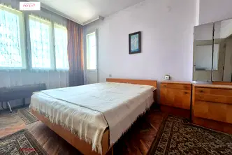 Тристаен апартамент в Габрово, Център