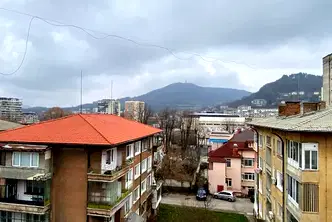 Тристаен апартамент в Габрово, Център